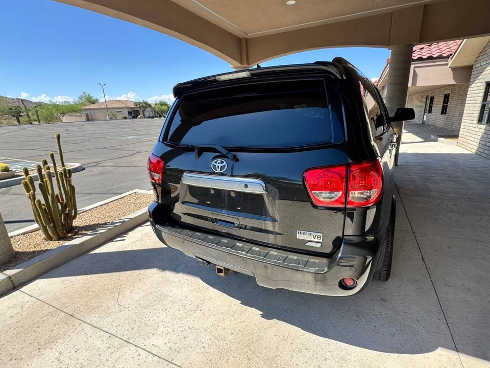 2011 Toyota Sequoia 2nd Gen - Image 4 of 16