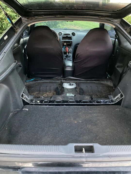2003 Toyota Celica 7th Gen - Image 10 of 14