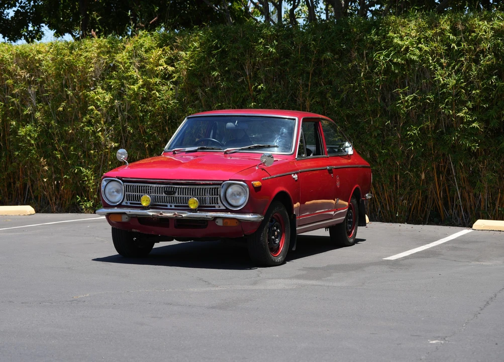 Toyota Corolla - Image 4 of 31