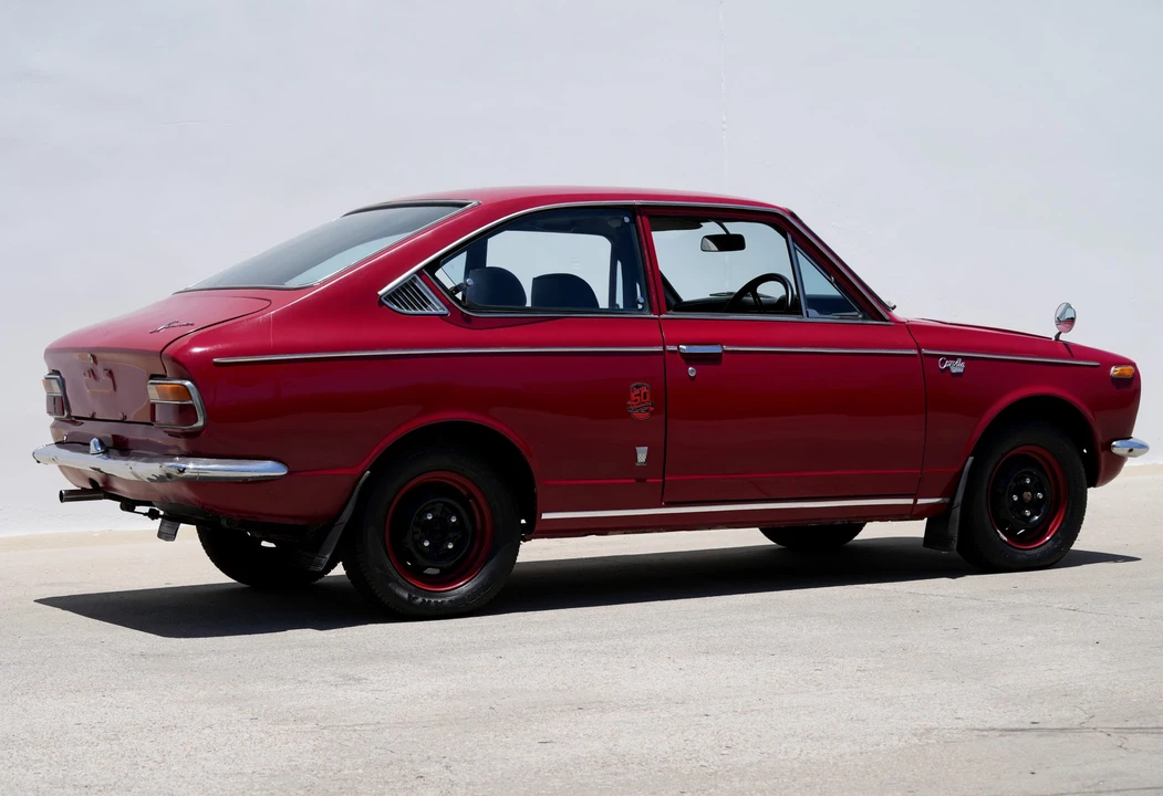 Toyota Corolla - Image 12 of 31