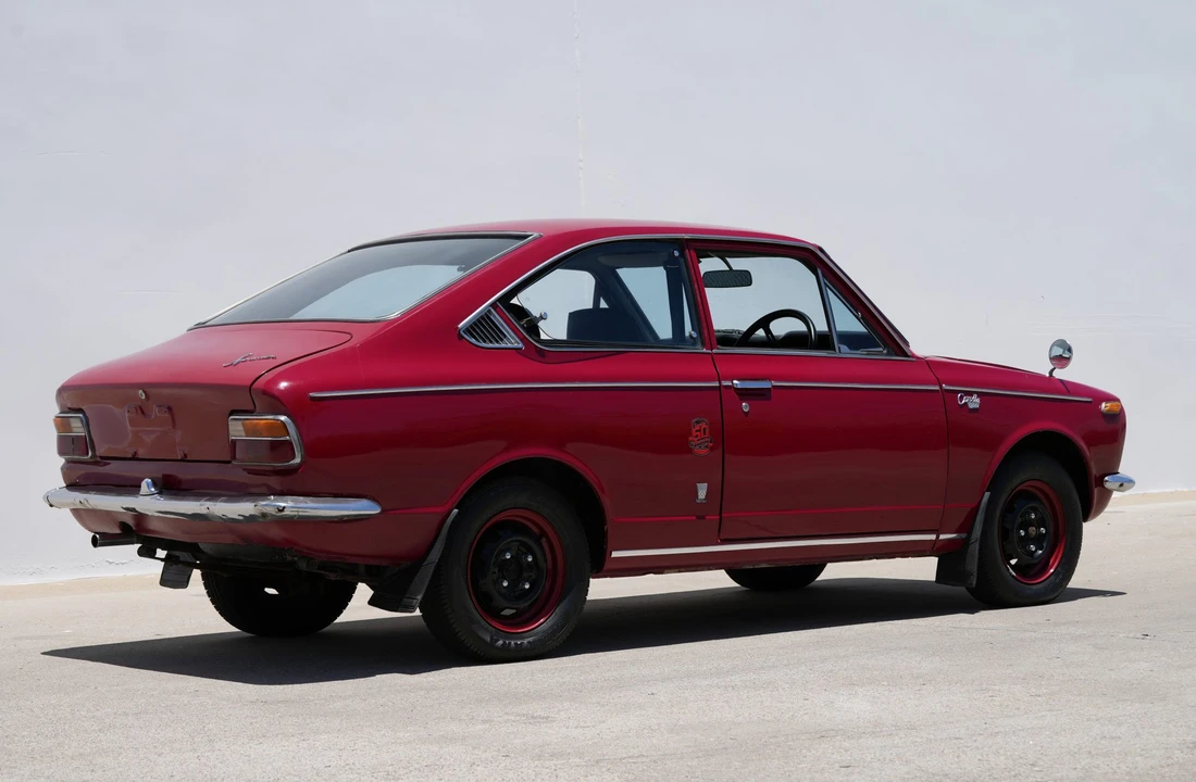 Toyota Corolla - Image 14 of 31