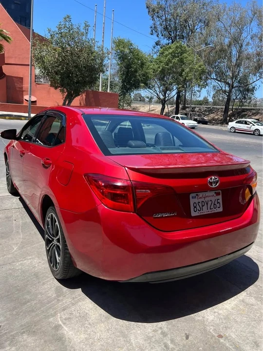 2015 Toyota Corolla 11th Gen - Image 4 of 10