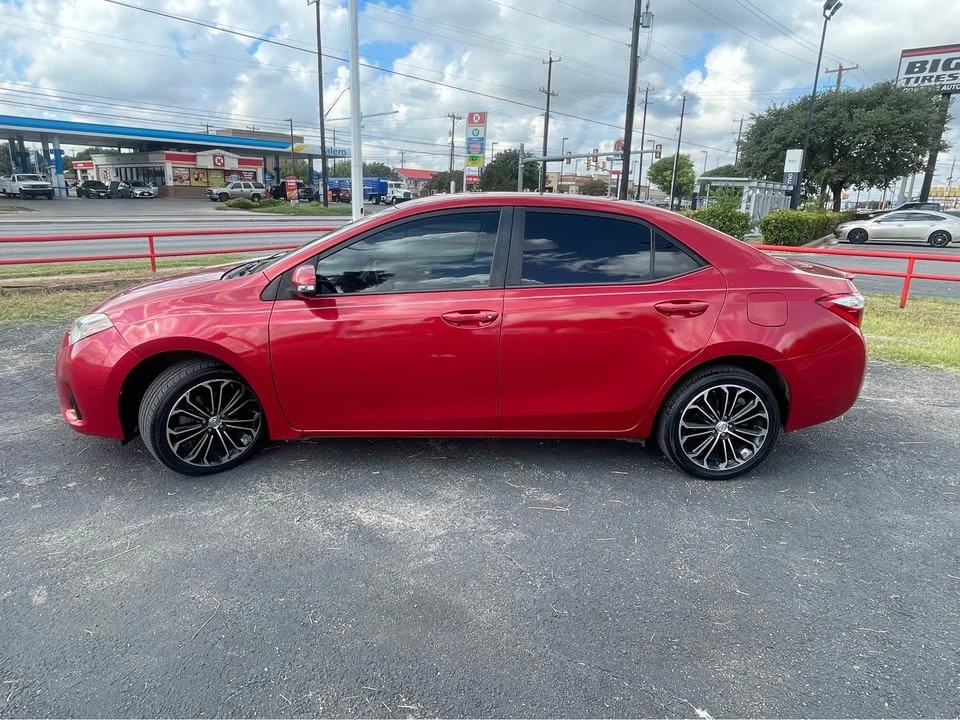 2016 Toyota Corolla 11th Gen - Image 3 of 5