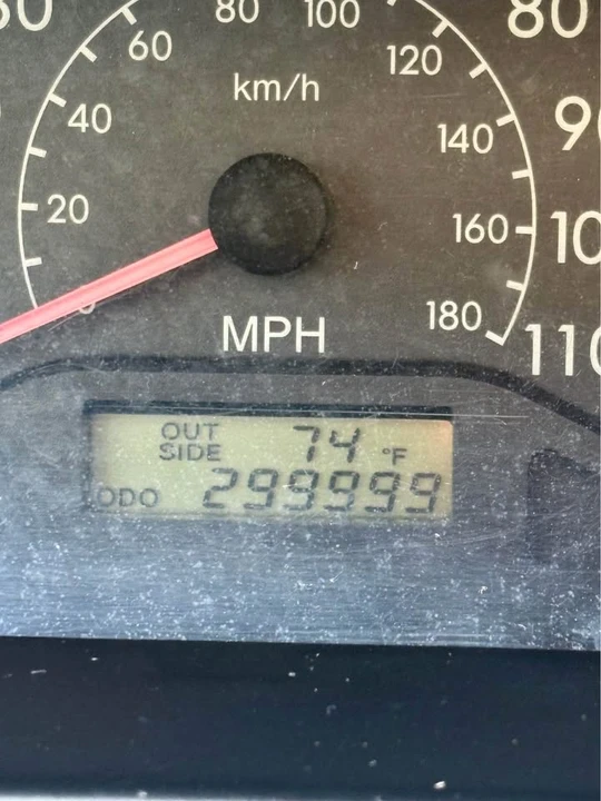 2005 Toyota Corolla 9th Gen - Image 6 of 9