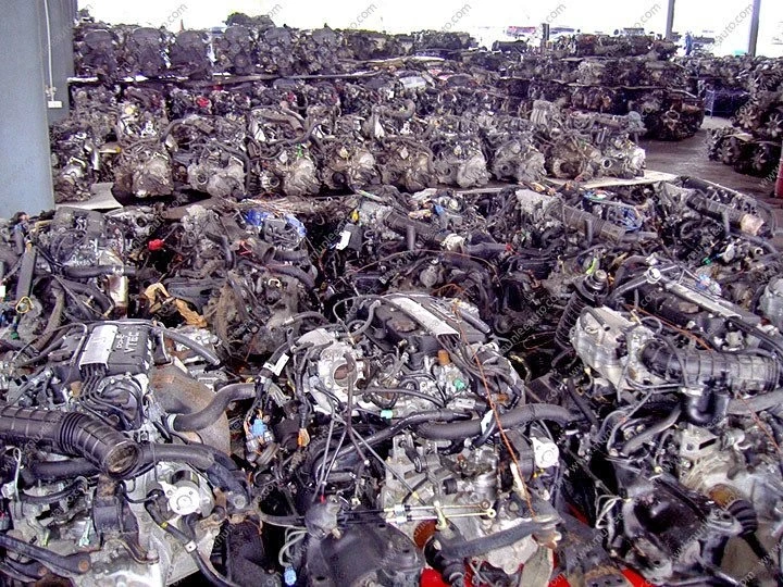 Parts & Memorabilia Engines - Image 1 of 1