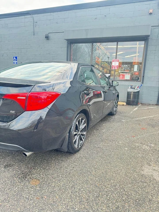 2017 Toyota Corolla 11th Gen - Image 6 of 7