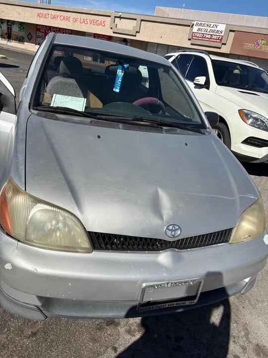 2000 Toyota Echo - Image 2 of 6
