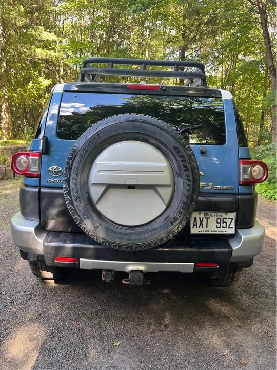2012 Toyota FJ Cruiser - Image 7 of 9