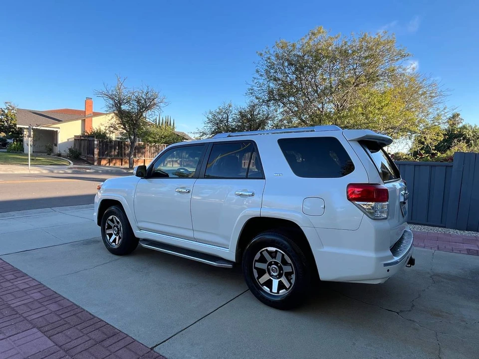 2011 Toyota 4Runner 5th Gen - Image 3 of 12