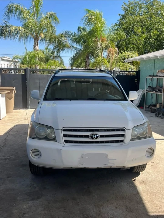 2002 Toyota Highlander - Image 4 of 7