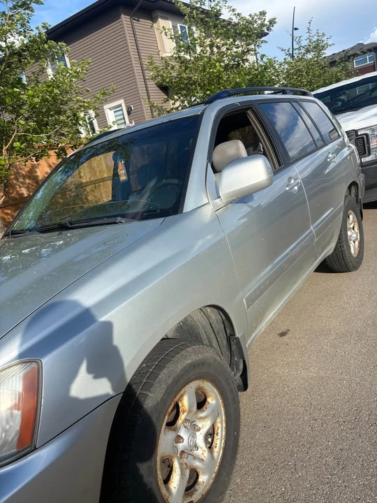 2003 Toyota Highlander - Image 3 of 8