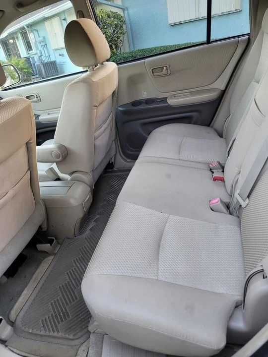 2005 Toyota Highlander - Image 6 of 10