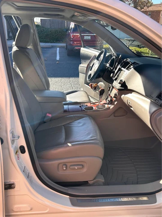 2009 Toyota Highlander - Image 9 of 9