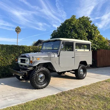 Toyota Land Cruiser
