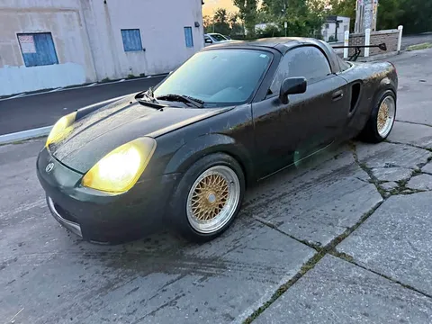 2001 Toyota MR2