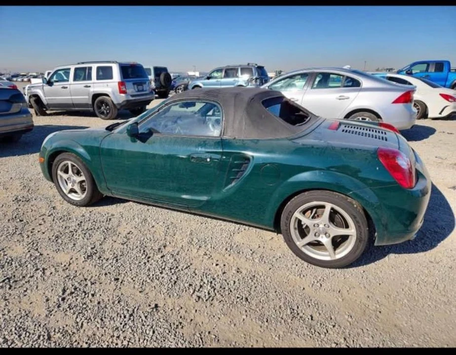 2003 Toyota MR2 Spyder/MR-S - Image 2 of 8
