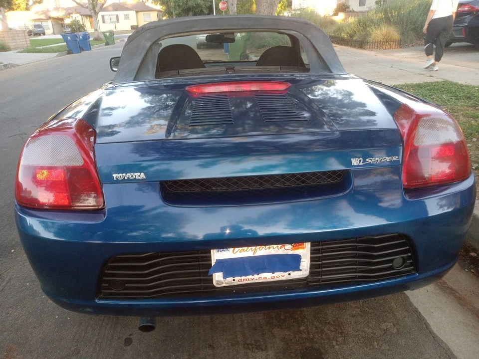 2000 Toyota MR2 Spyder/MR-S - Image 12 of 24