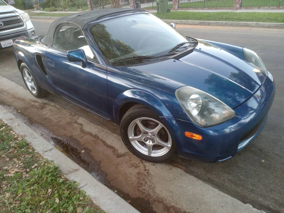 2000 Toyota MR2 Spyder/MR-S - Image 4 of 24