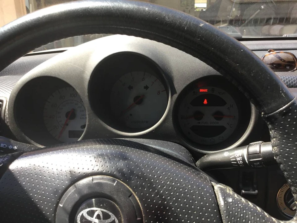 2003 Toyota MR2 Spyder/MR-S - Image 19 of 23