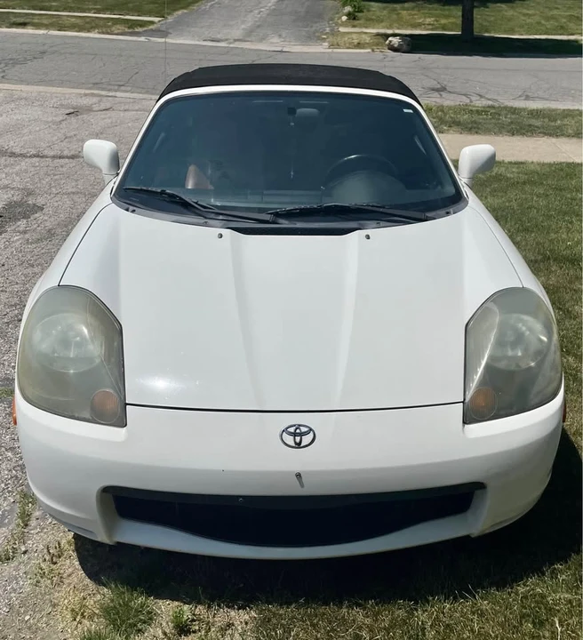 2002 Toyota MR2 Spyder/MR-S - Image 8 of 9