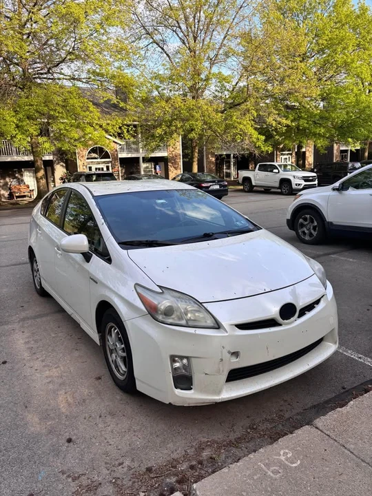 2010 Toyota Prius 3rd Gen - Image 4 of 5
