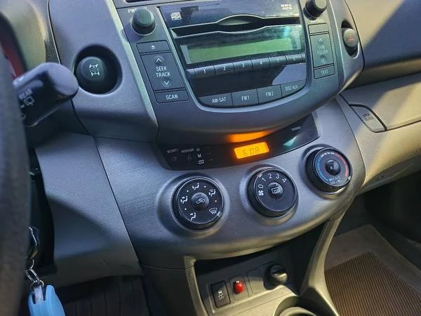 2011 Toyota RAV4 3rd Gen - Image 9 of 9