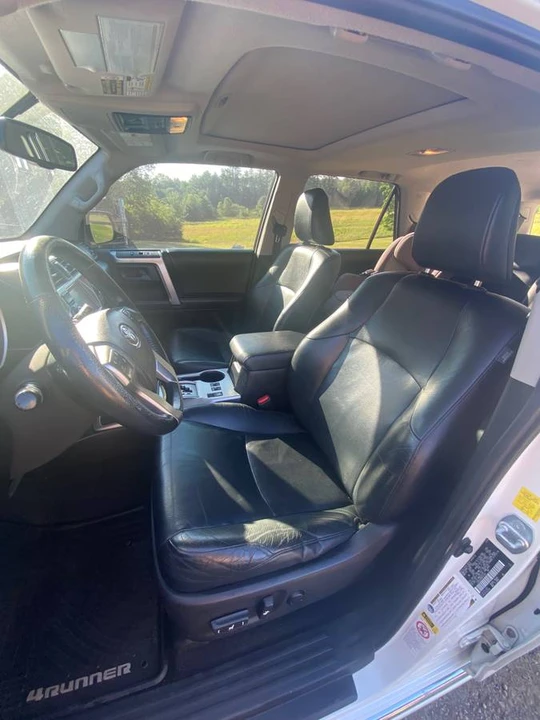 2011 Toyota 4Runner 5th Gen - Image 6 of 10