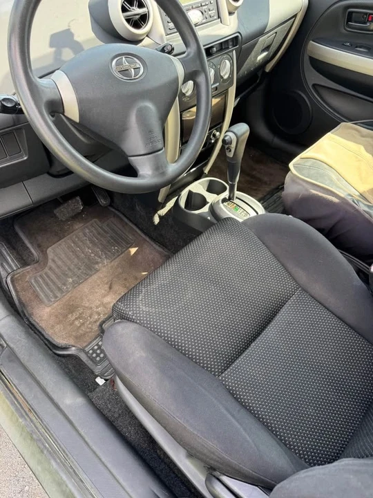 Toyota Echo - Image 6 of 7