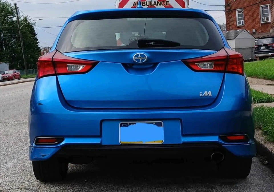 2016 Toyota Corolla 11th Gen - Image 2 of 10