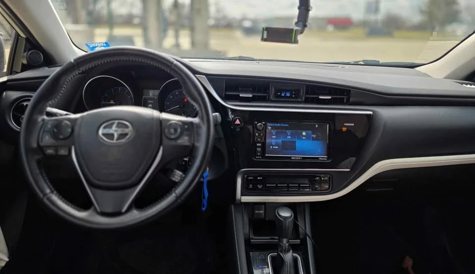 2016 Toyota Corolla 11th Gen - Image 7 of 10