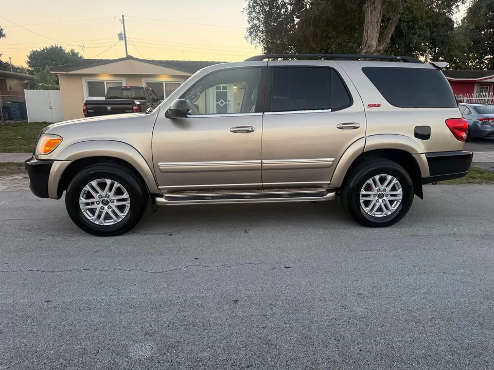 2005 Toyota Sequoia 1st Gen - Image 2 of 10
