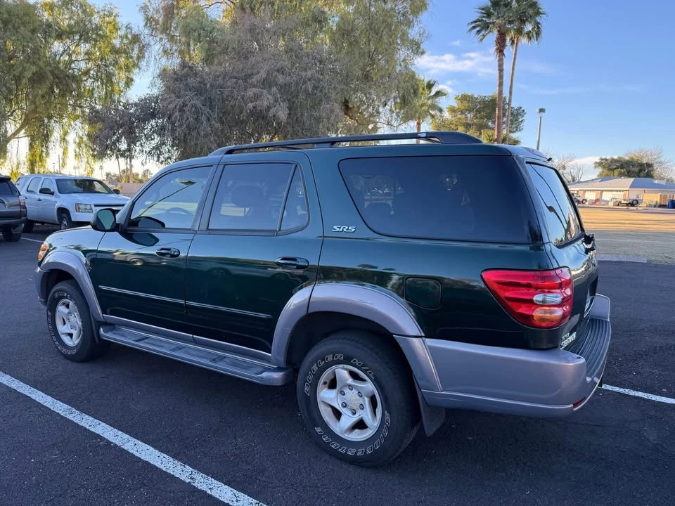 2002 Toyota Sequoia 1st Gen - Image 4 of 10