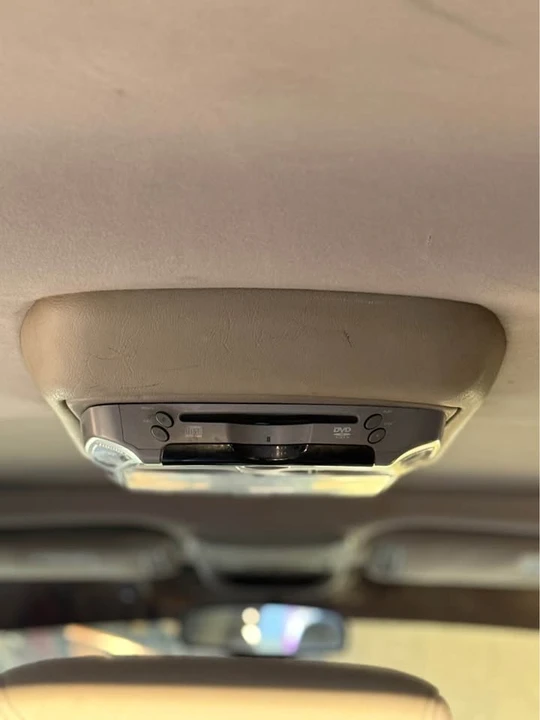 2006 Toyota Sequoia 1st Gen - Image 9 of 10