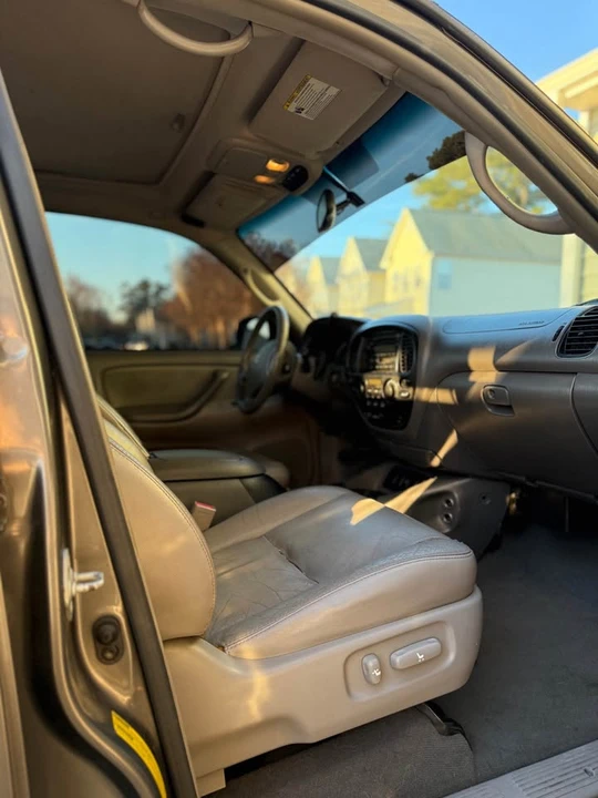 2006 Toyota Sequoia 1st Gen - Image 10 of 10