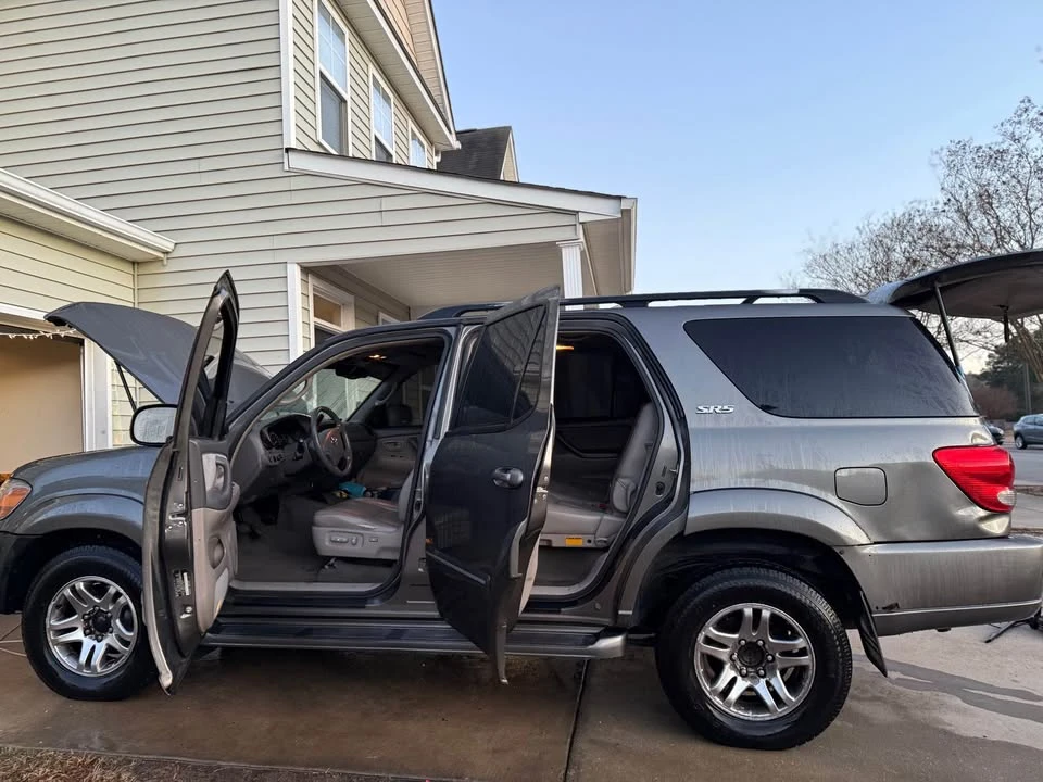2006 Toyota Sequoia 1st Gen - Image 5 of 10
