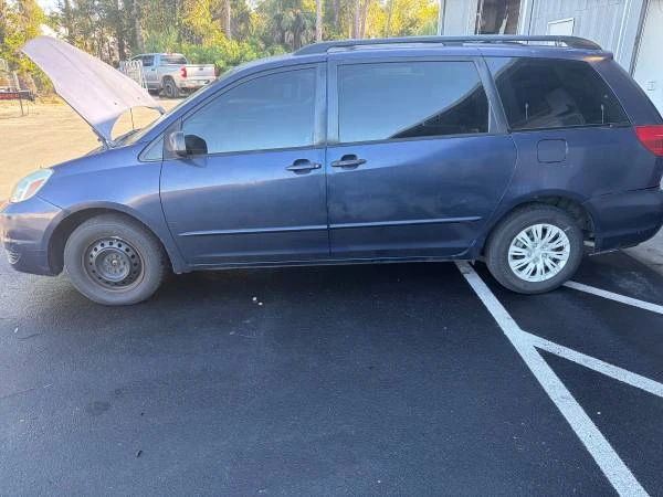 2004 Toyota Sienna 2nd Gen - Image 2 of 6