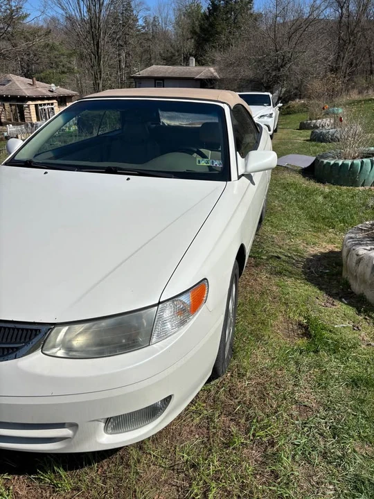 Toyota Solara - Image 2 of 10