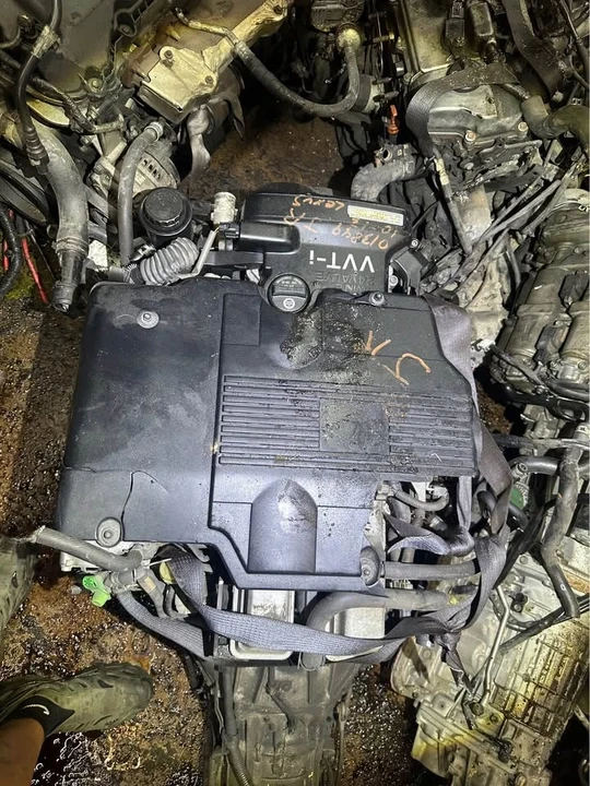 Parts & Memorabilia Engines - Image 3 of 3