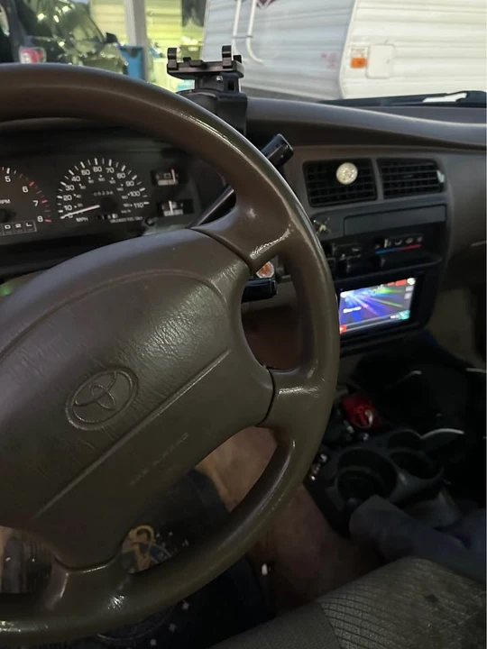 1996 Toyota T100 - Image 5 of 6