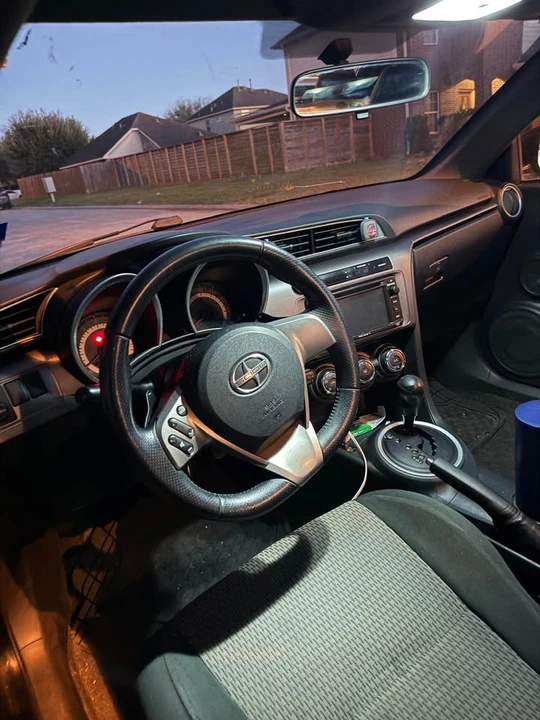 2015 Scion tC - Image 8 of 8