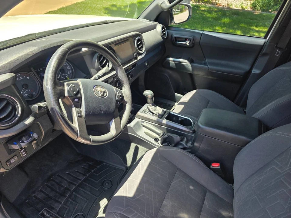 2016 Toyota Tacoma 3rd Gen - Image 3 of 8