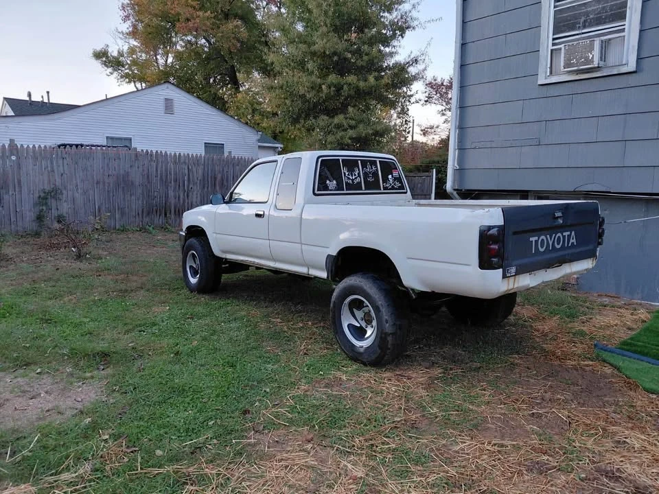 1990 Toyota 4Runner 2nd Gen - Image 3 of 10