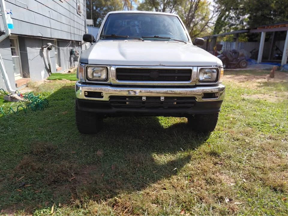 1990 Toyota 4Runner 2nd Gen - Image 2 of 10