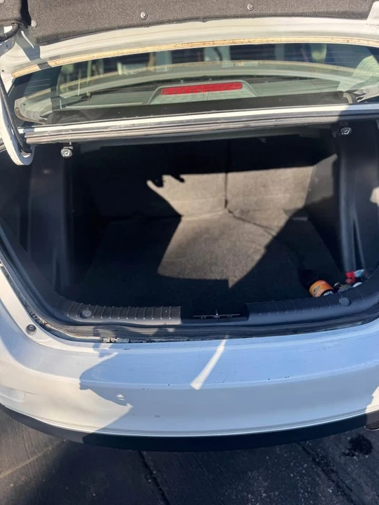 2018 Toyota Yaris - Image 9 of 10