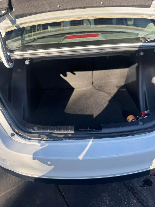 2018 Toyota Yaris - Image 9 of 10