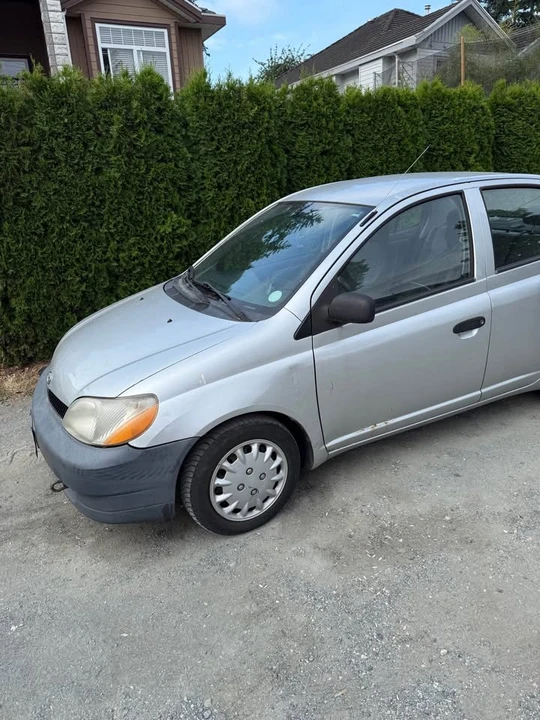 2002 Toyota Echo - Image 3 of 8