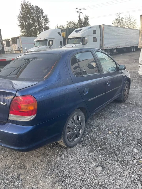 2003 Toyota Echo - Image 2 of 7