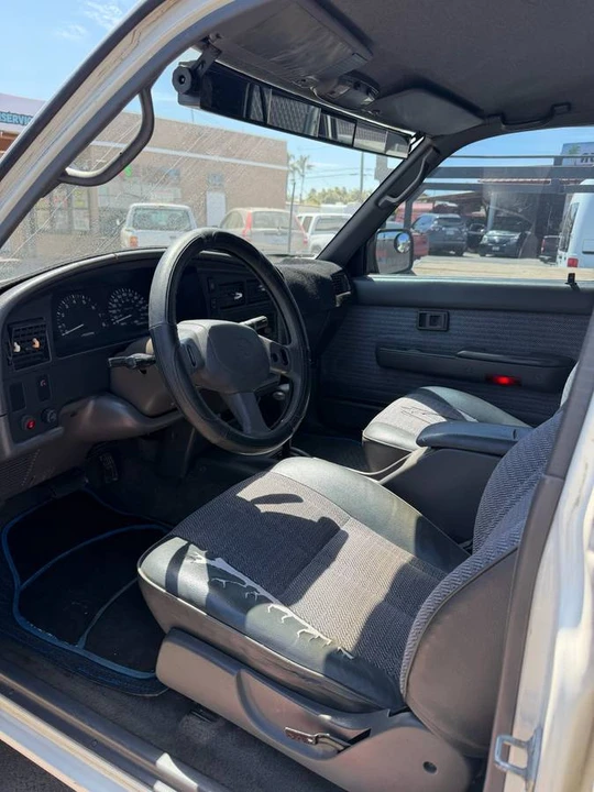 1995 Toyota 4Runner 2nd Gen - Image 4 of 6