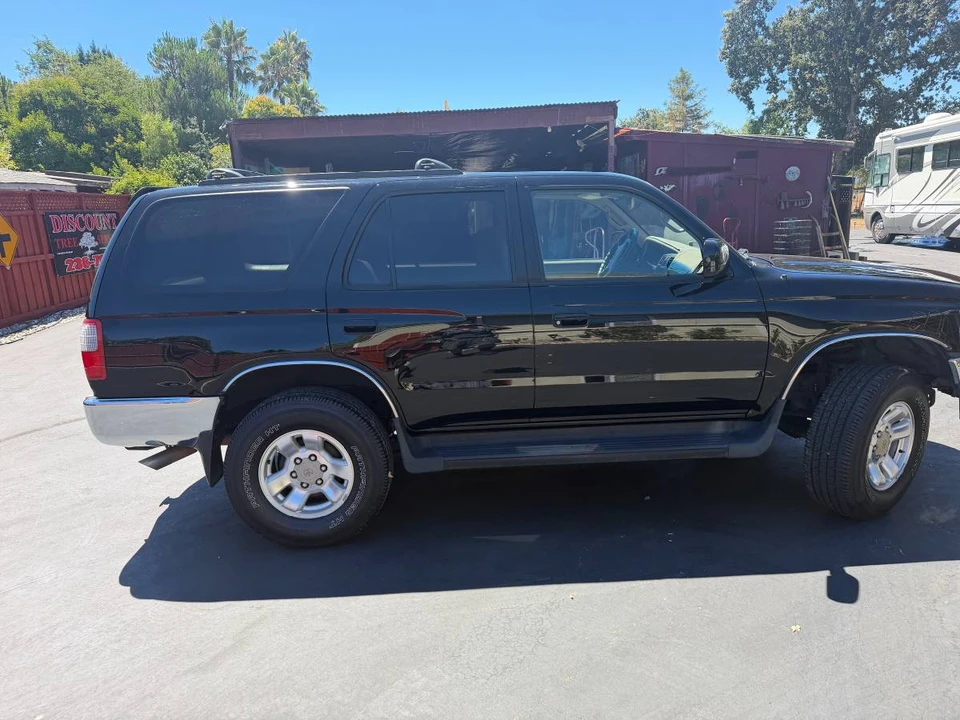 1999 Toyota 4Runner 3rd Gen - Image 9 of 23