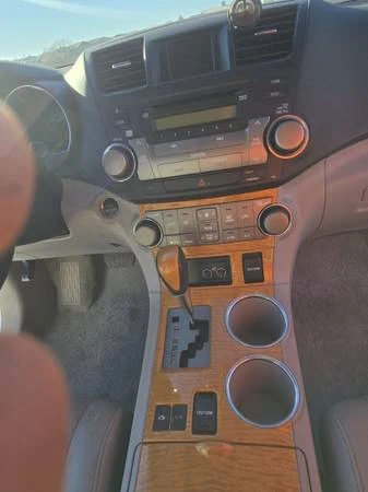 2008 Toyota Highlander - Image 16 of 21